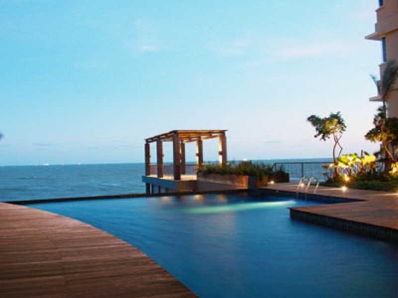 Golden Tulip Balikpapan Hotel & Suites Удобства фото