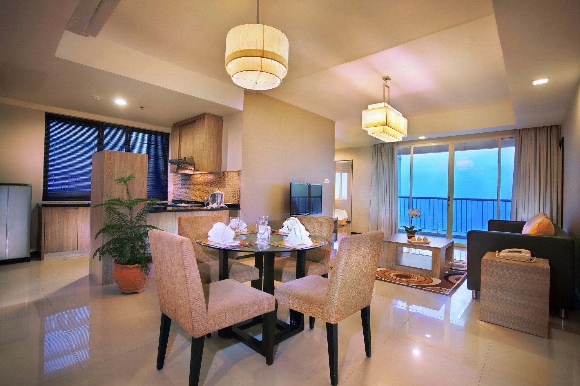 Golden Tulip Balikpapan Hotel & Suites Экстерьер фото